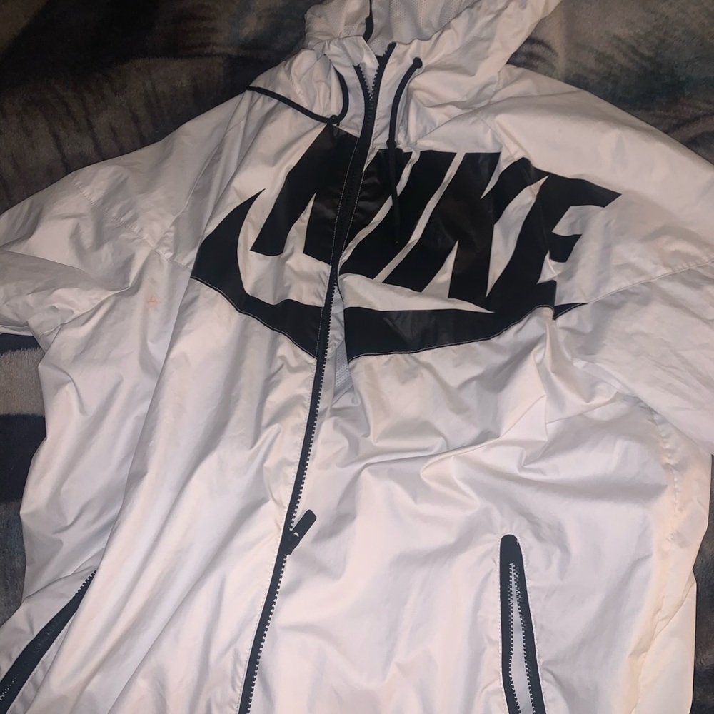Nike windbreaker